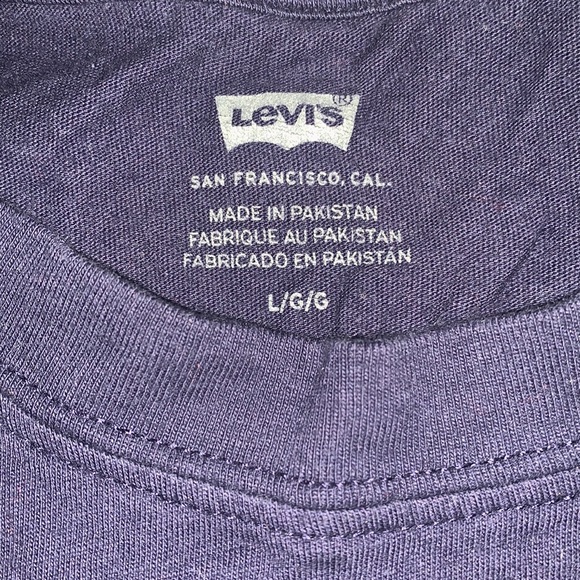 Women cropped long sleeve Levi’s top size large. - Picture 2 of 2